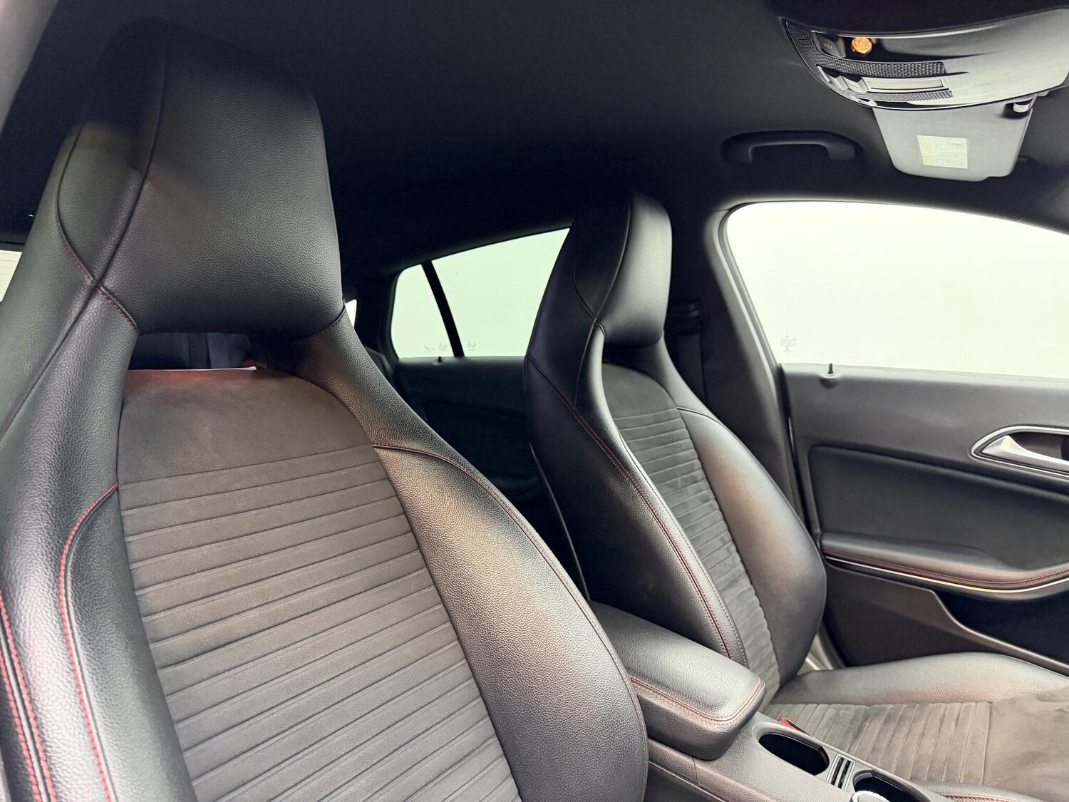 Used Mercedes-Benz CLA for sale - 77598616: Photo 31