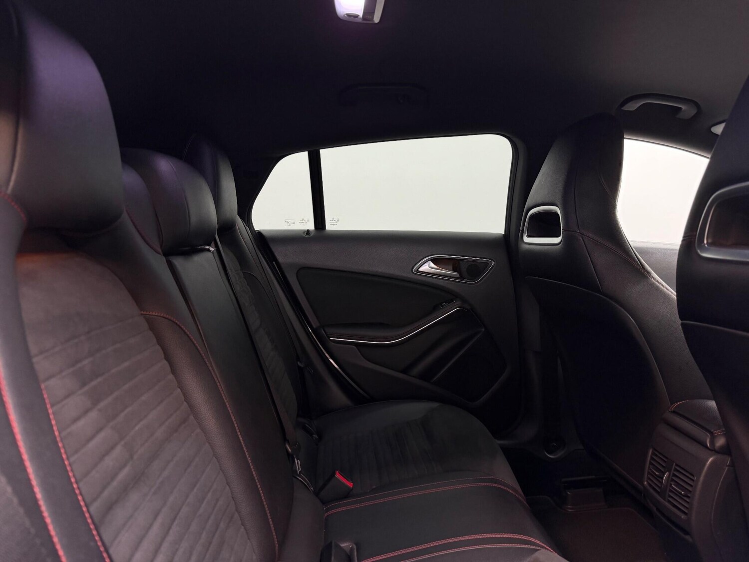 Used Mercedes-Benz CLA for sale - 77598616: Photo 34