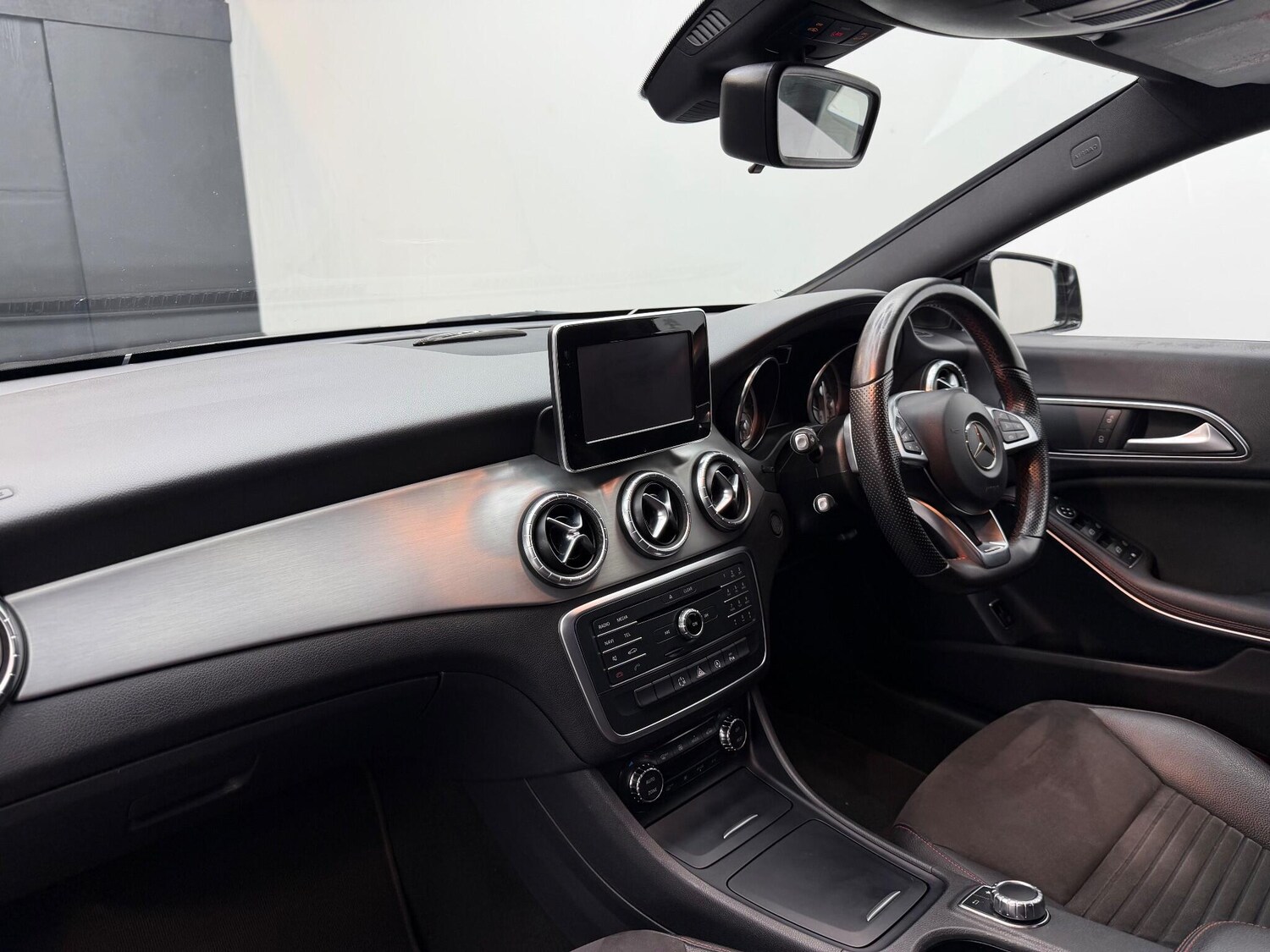 Used Mercedes-Benz CLA for sale - 77598616: Photo 42