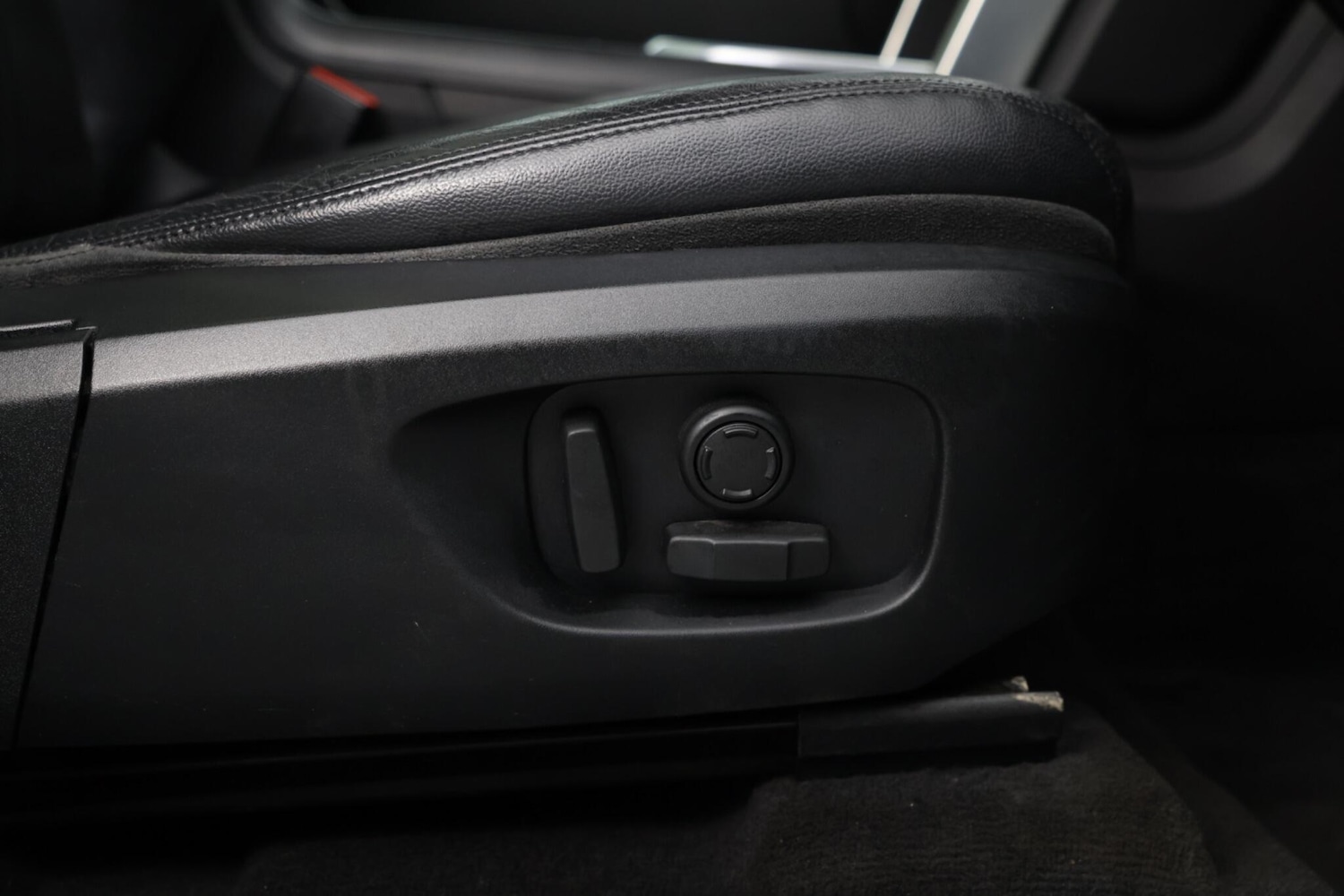 Used Land Rover Discovery Sport for sale - 77671832: Photo 36