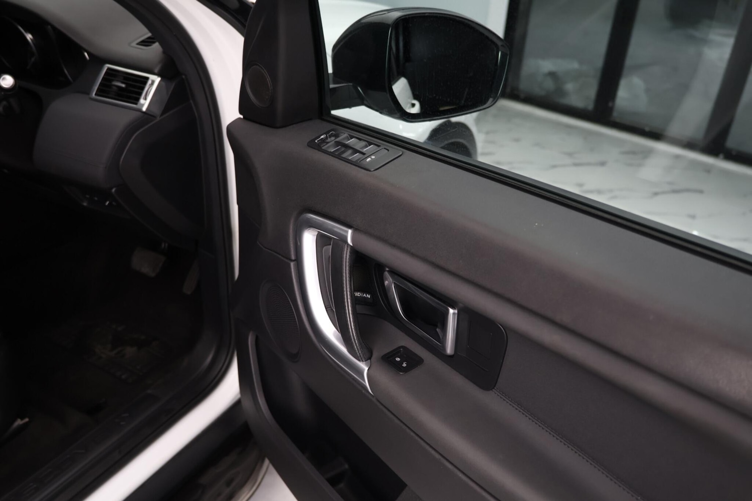 Used Land Rover Discovery Sport for sale - 77671832: Photo 47