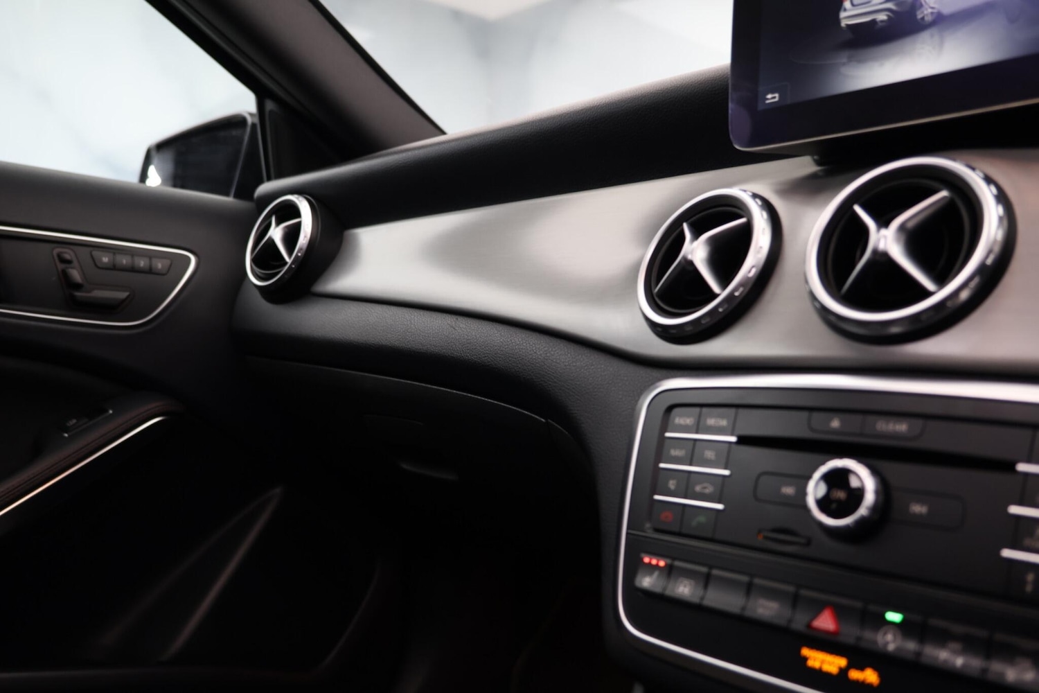 Used Mercedes-Benz GLA 2016 for sale - 78006597: Photo 30