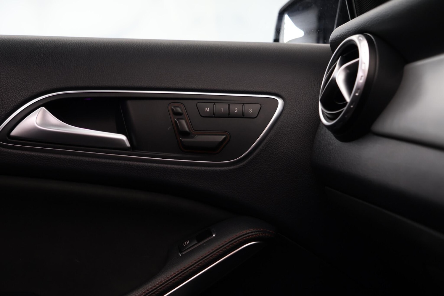 Used Mercedes-Benz GLA 2016 for sale - 78006597: Photo 33