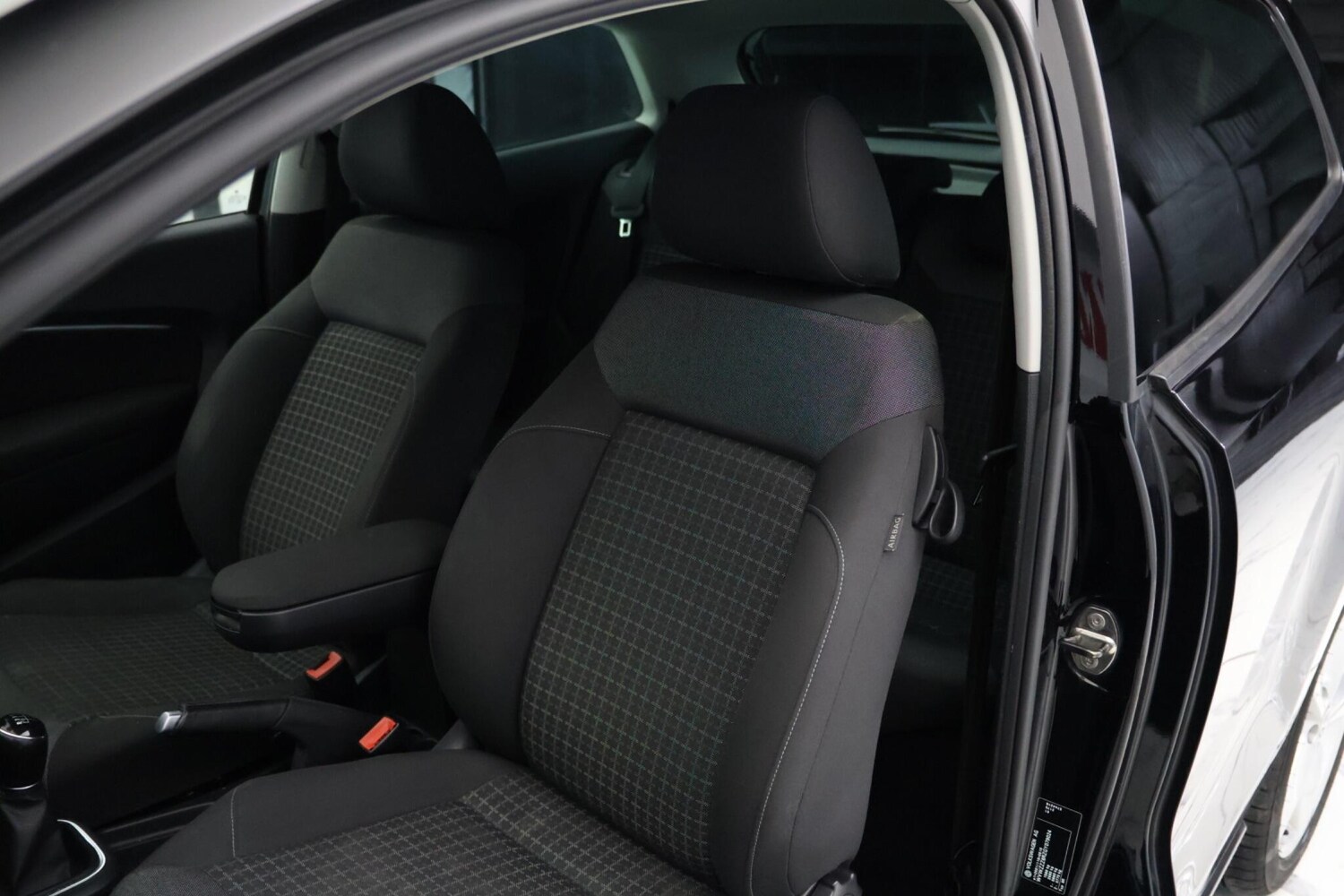 Used Volkswagen Polo for sale - 77908780: Photo 15