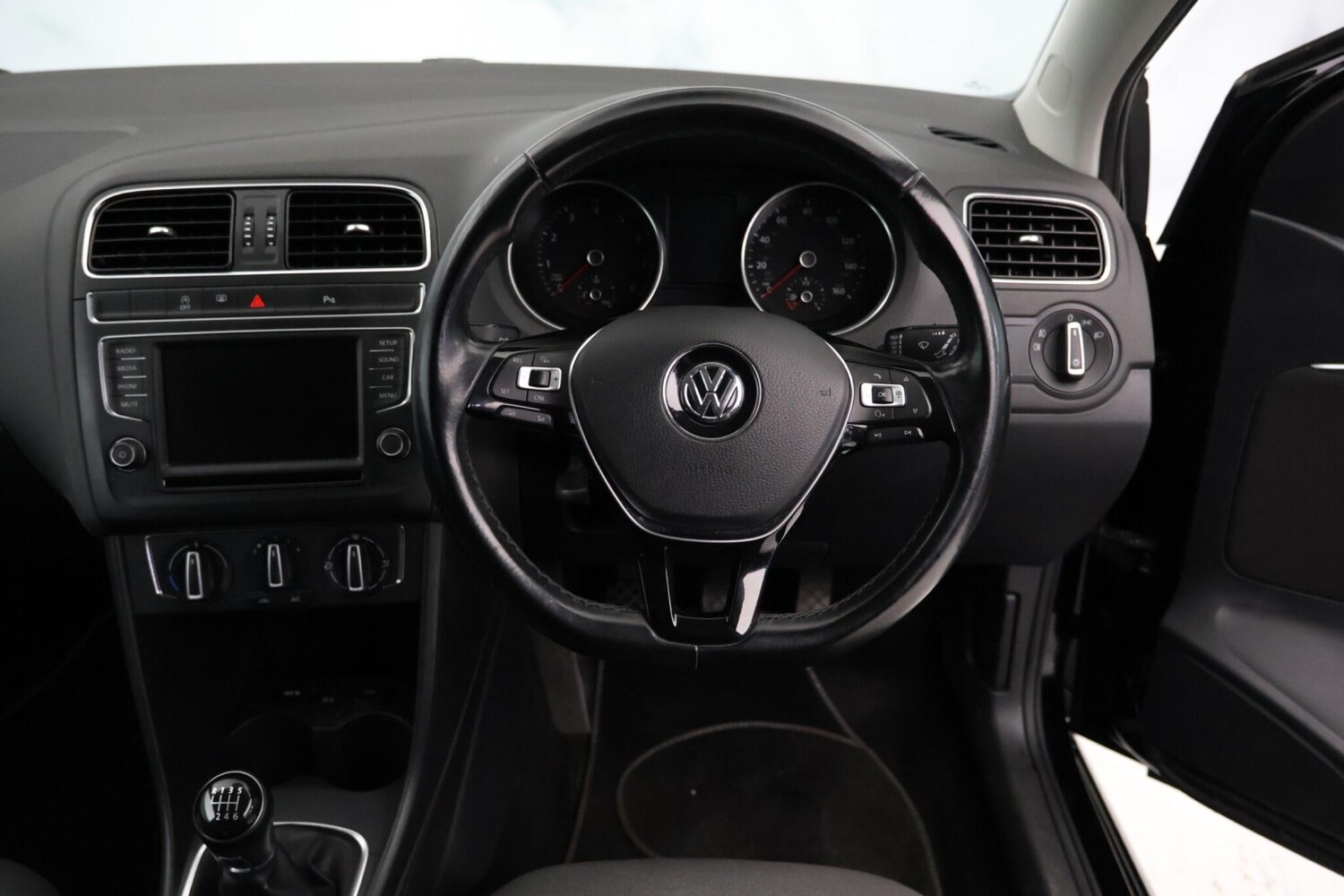 Used Volkswagen Polo for sale - 77908780: Photo 19