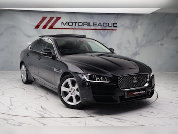 Used Jaguar XE 2017 for sale - 79387831: Photo
