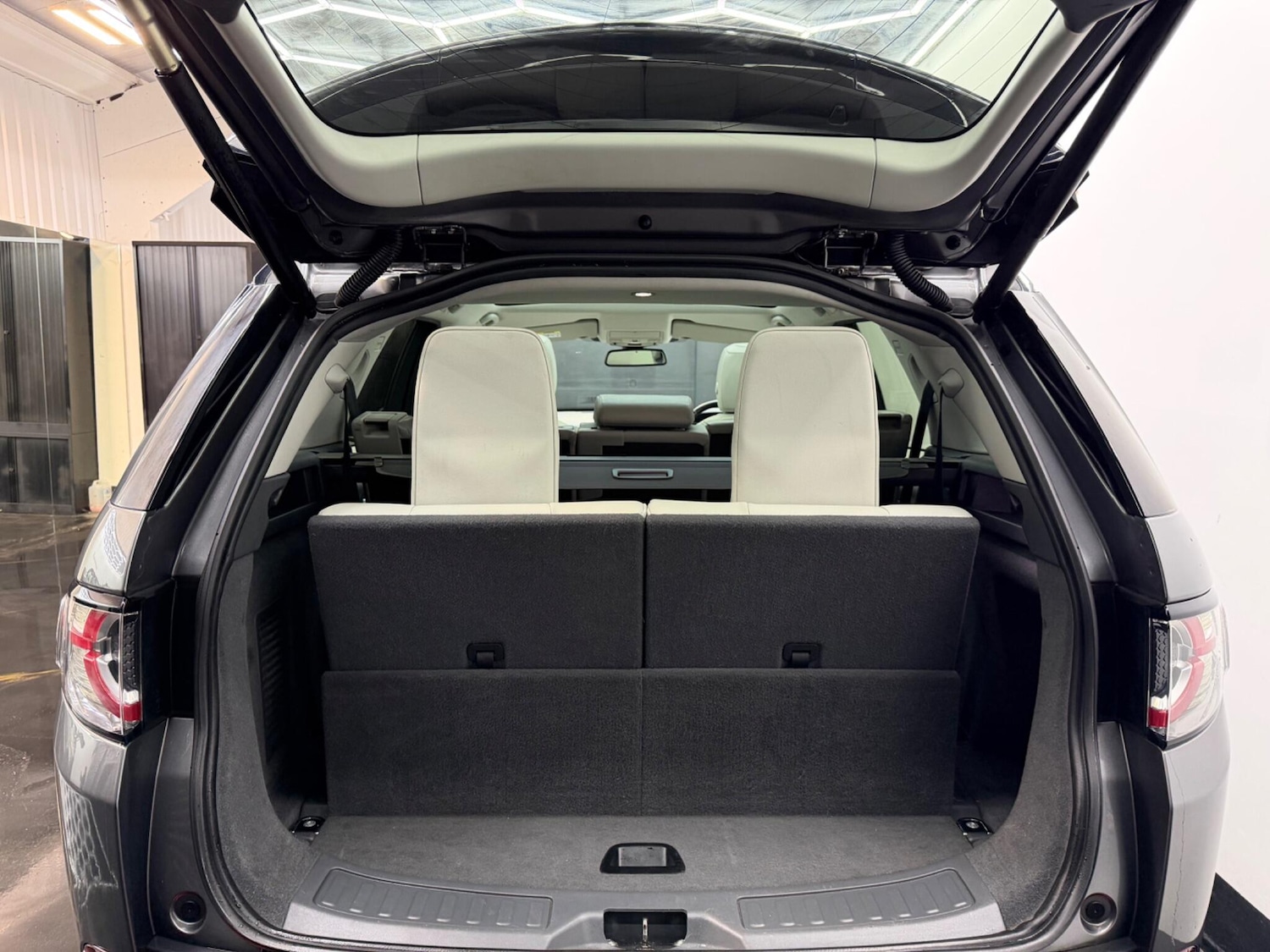 Used Land Rover Discovery Sport for sale - 77598141: Photo 13