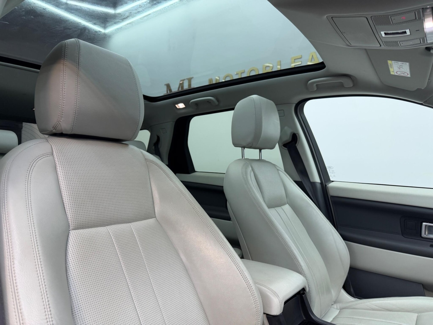 Used Land Rover Discovery Sport for sale - 77598141: Photo 30