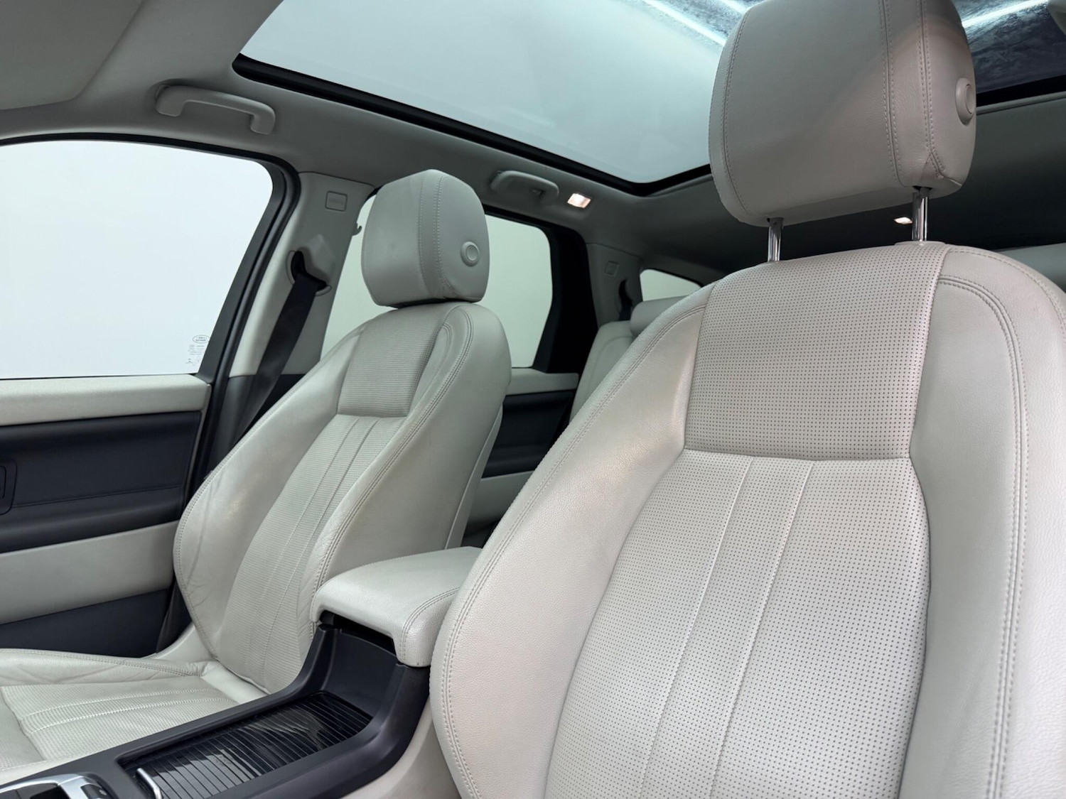 Used Land Rover Discovery Sport for sale - 77598141: Photo 42