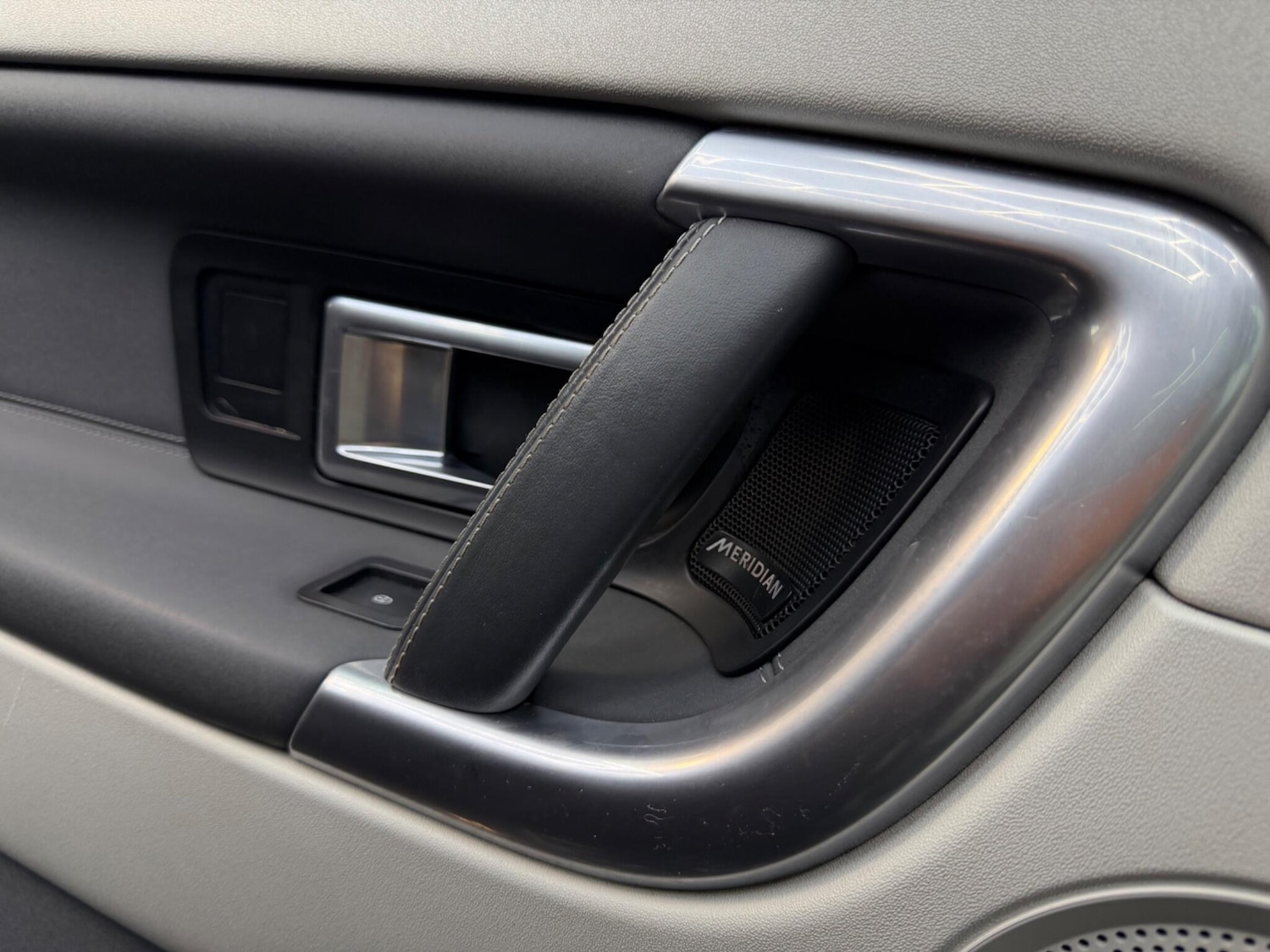 Used Land Rover Discovery Sport for sale - 77598141: Photo 44