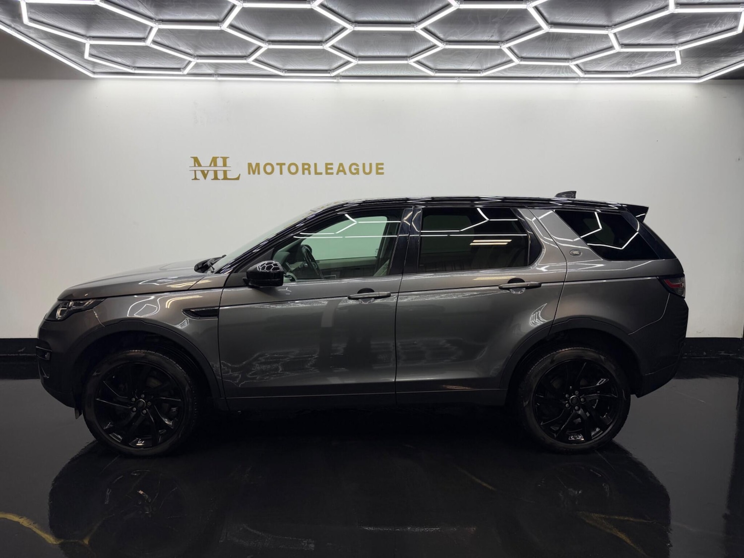 Used Land Rover Discovery Sport for sale - 77598141: Photo 8