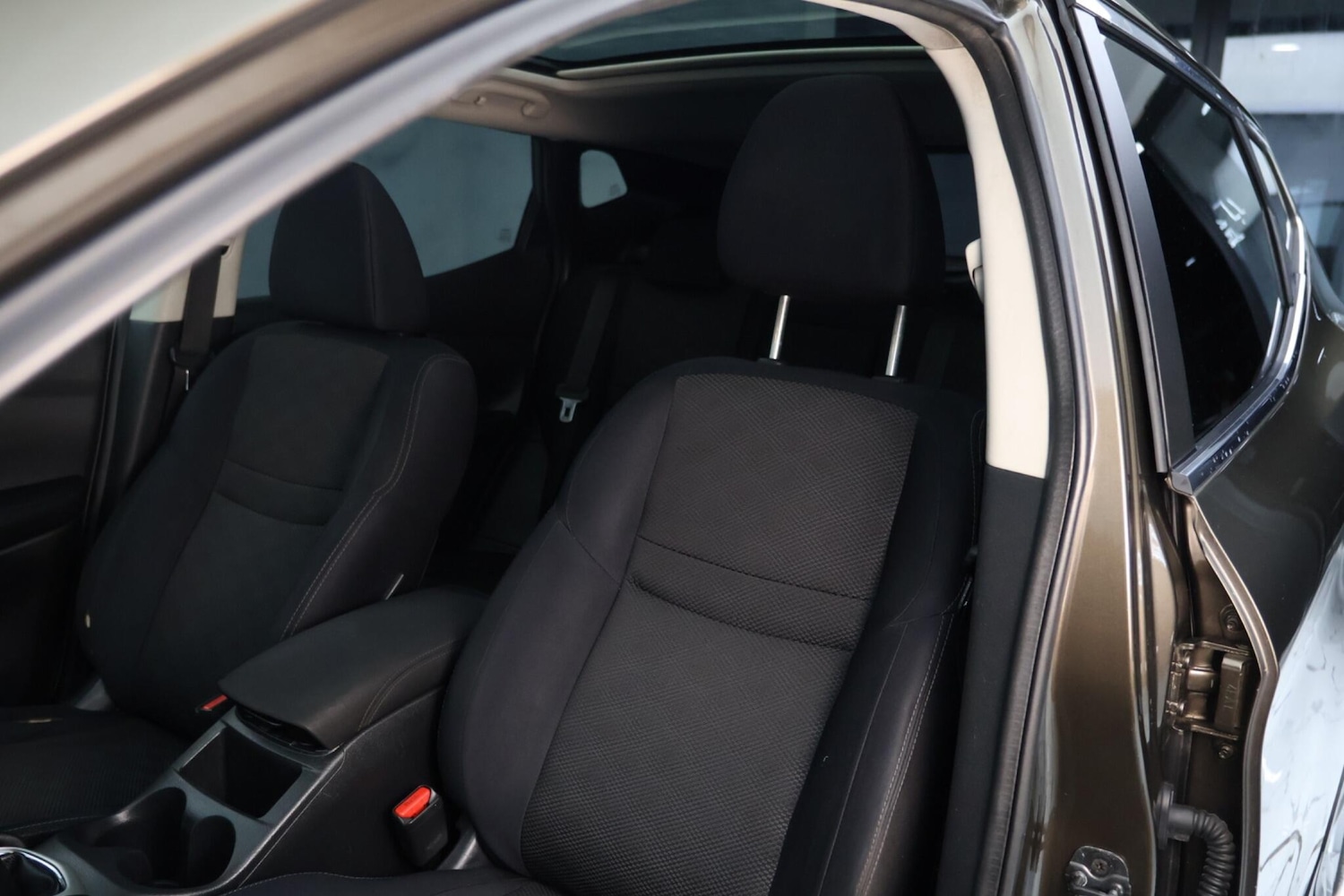 Used Nissan Qashqai 2014 for sale - 77709558: Photo 18