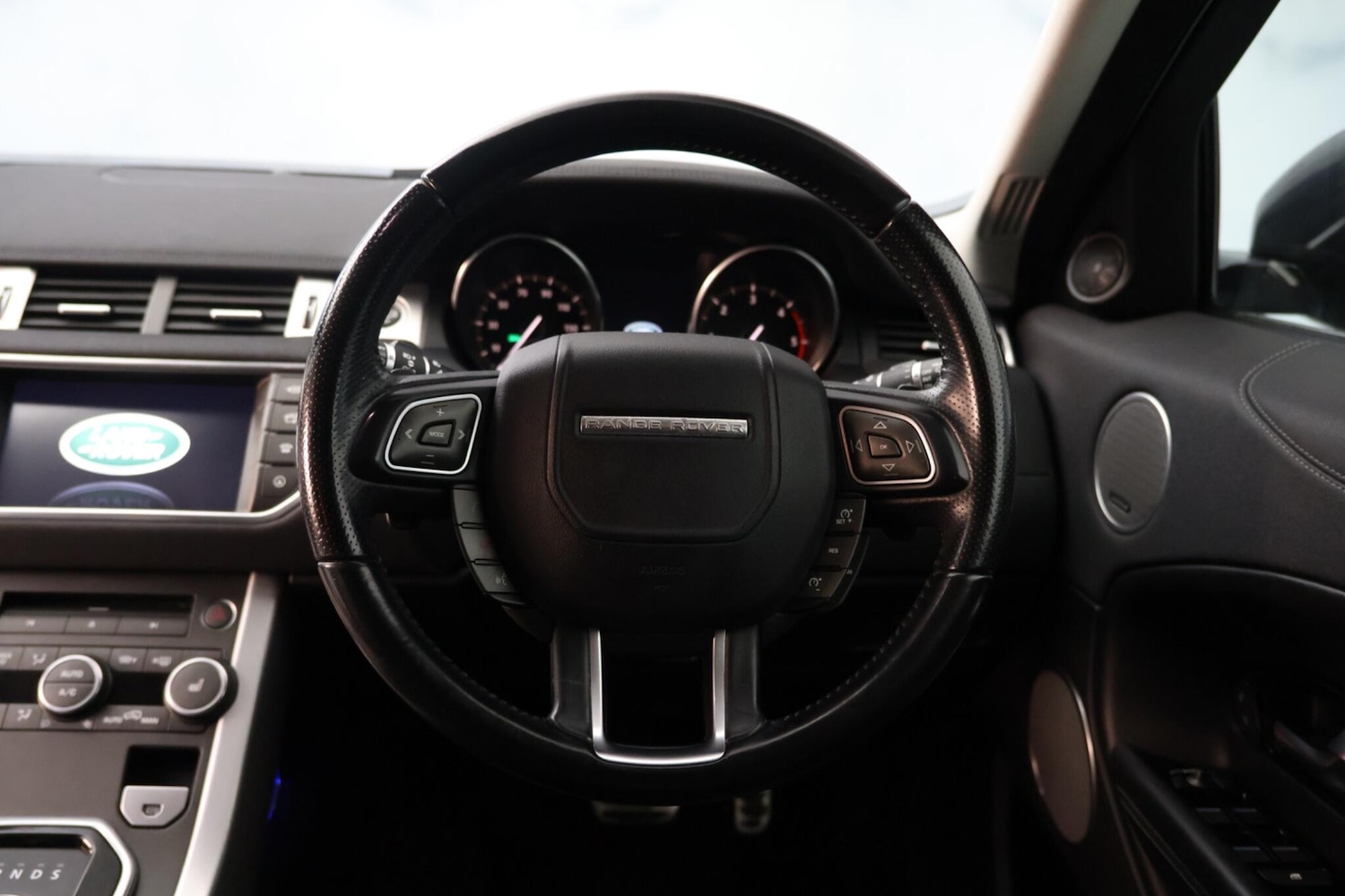 Used Land Rover Range Rover Evoque for sale - 77704956: Photo 41