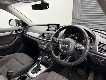 Used Audi Q3 2018 for sale - 77598640: Photo
