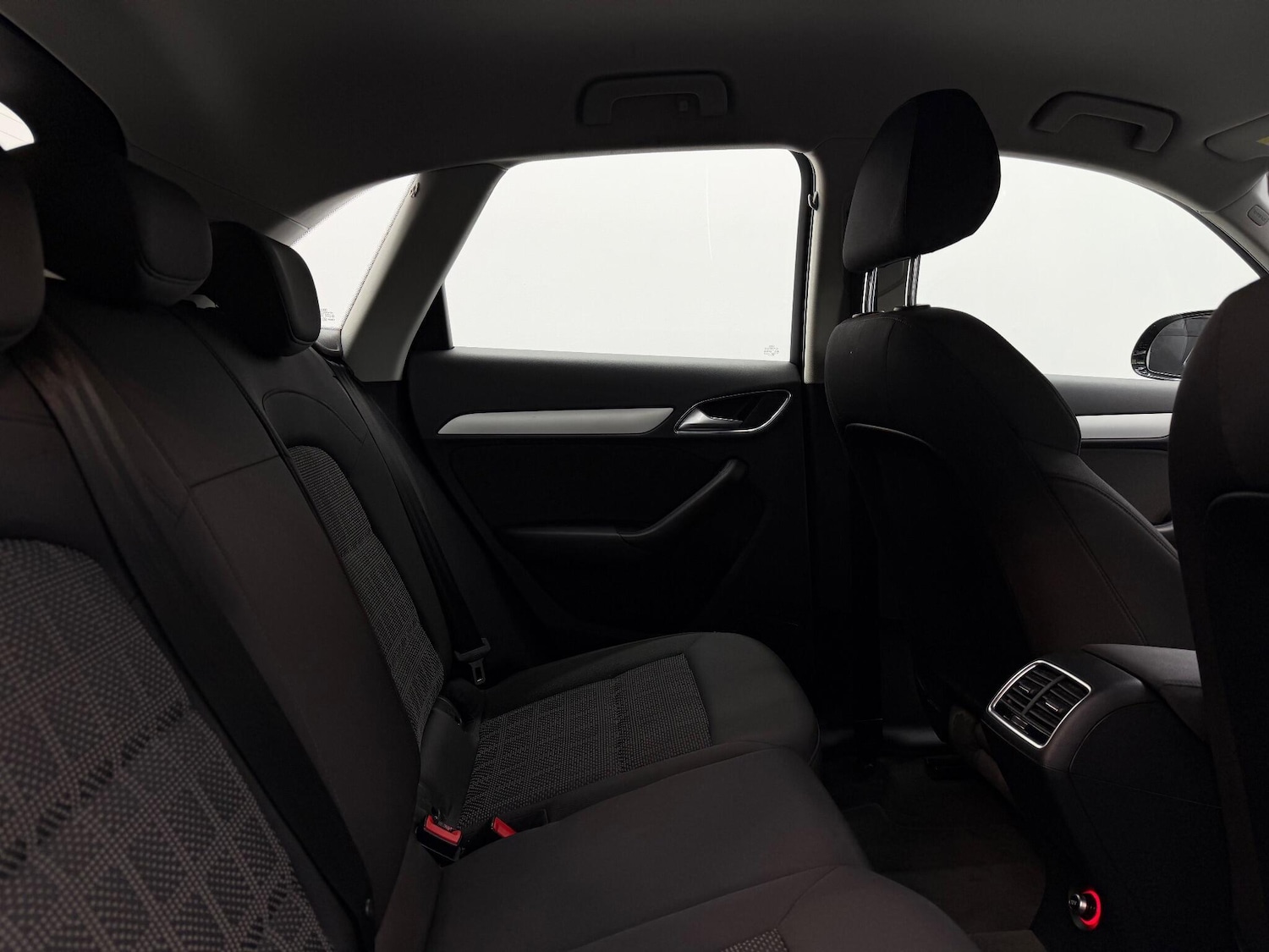 Used Audi Q3 for sale - 77598640: Photo 32