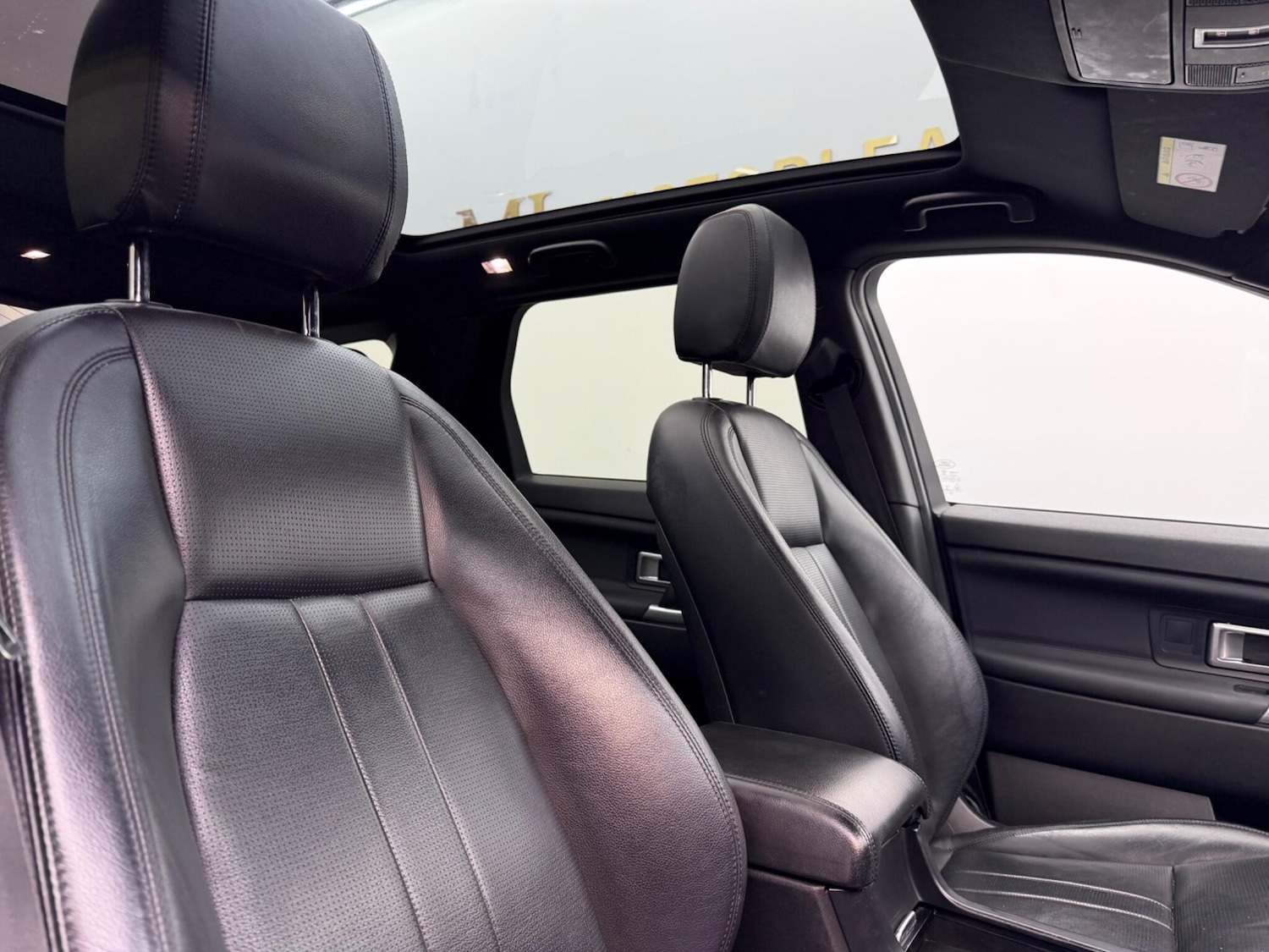 Used Land Rover Discovery Sport 2018 for sale - 77597727: Photo 31