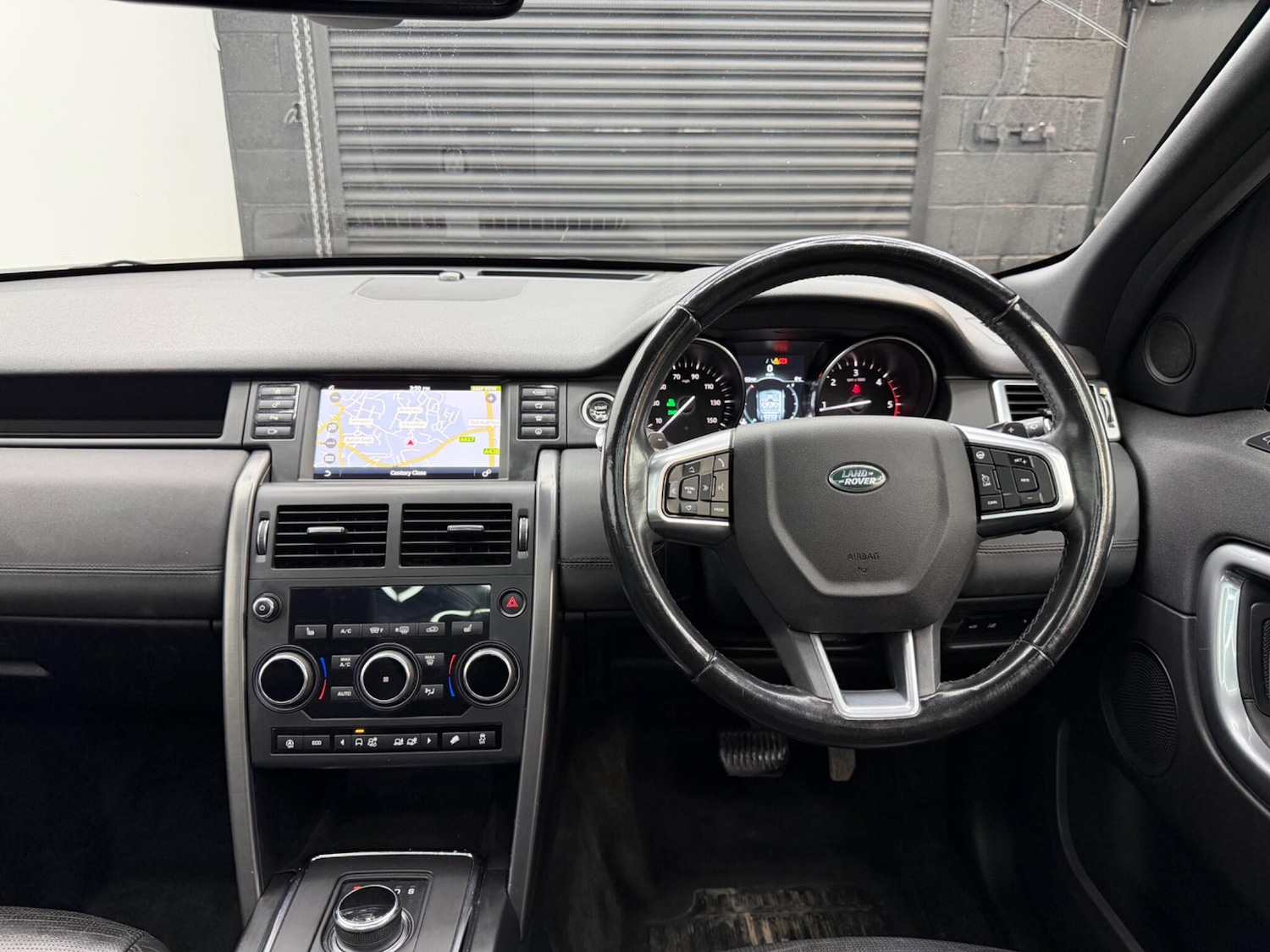 Used Land Rover Discovery Sport 2018 for sale - 77597727: Photo 40