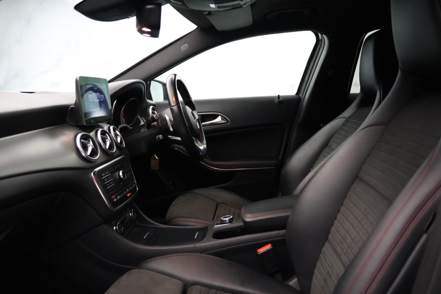 Used Mercedes-Benz GLA 2016 for sale - 77794093: Photo 16