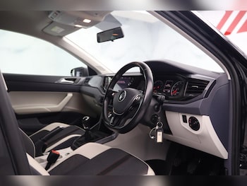 Used Volkswagen Polo 2021 for sale - 79532424: Photo