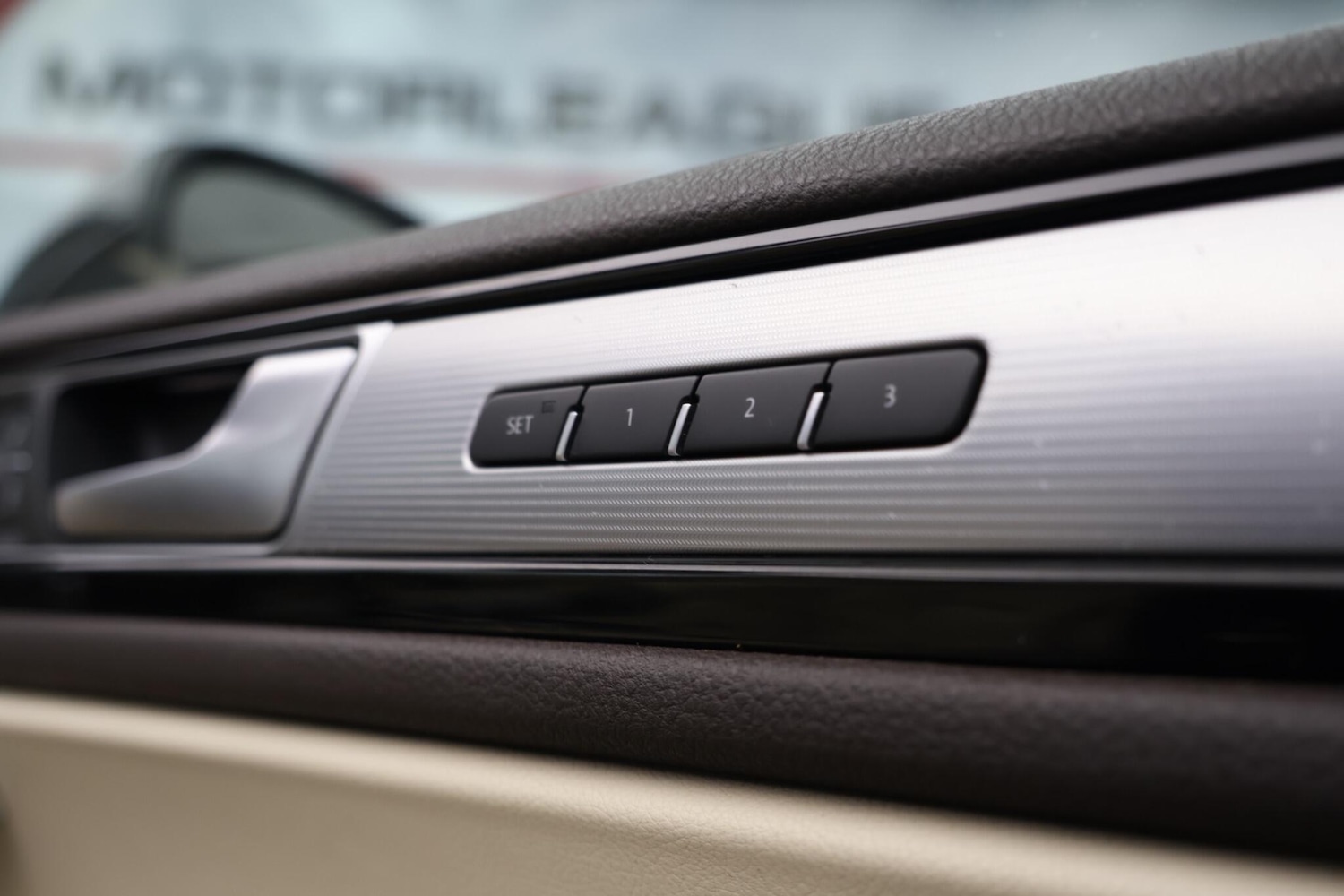 Used Volkswagen Touareg for sale - 77958287: Photo 17