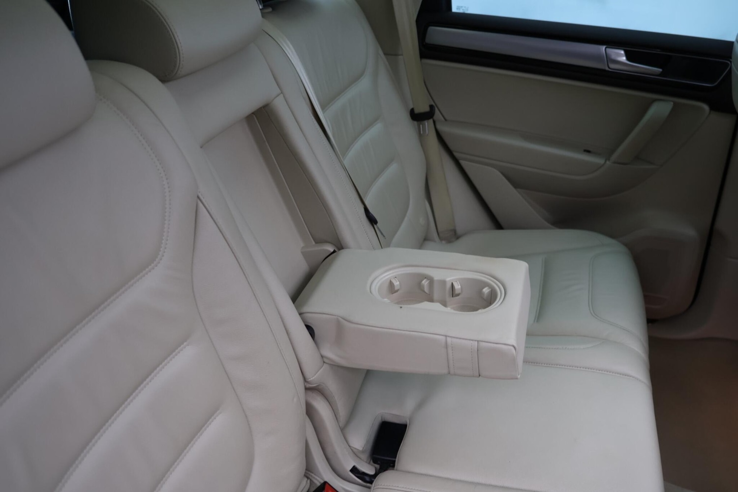 Used Volkswagen Touareg for sale - 77958287: Photo 24