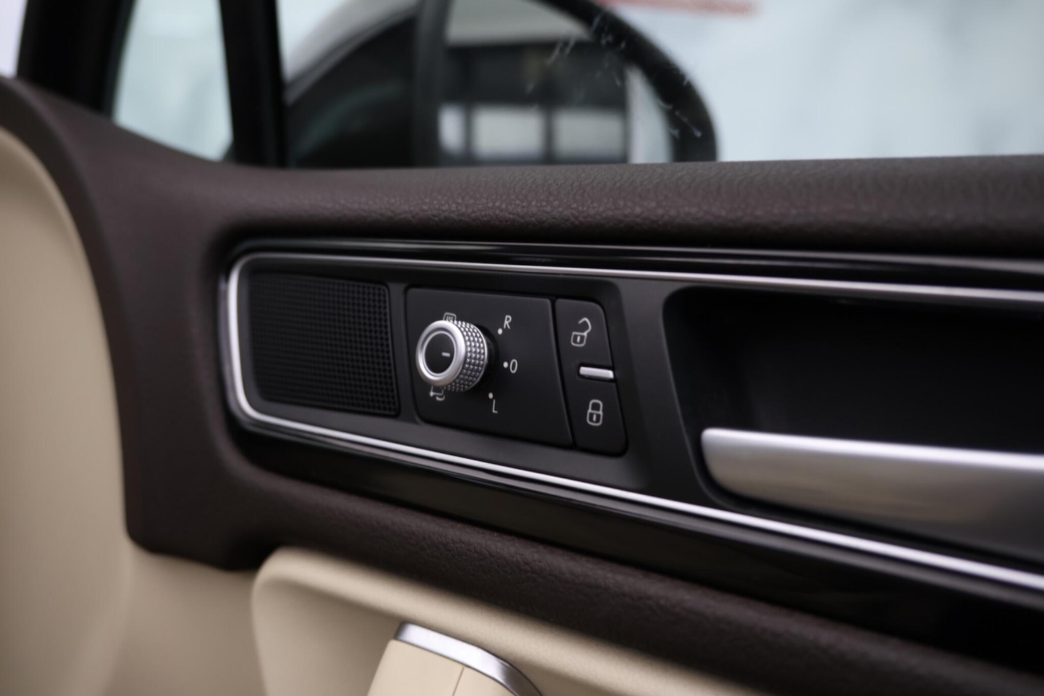 Used Volkswagen Touareg for sale - 77958287: Photo 35