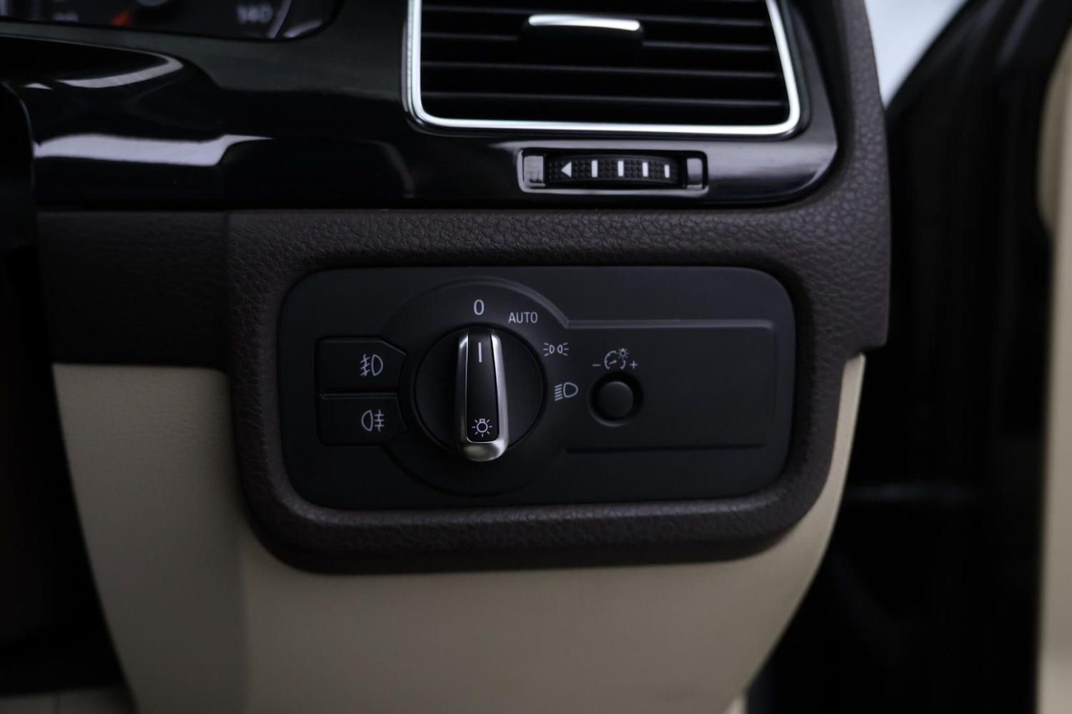 Used Volkswagen Touareg for sale - 77958287: Photo 36