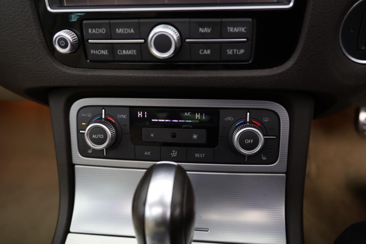 Used Volkswagen Touareg for sale - 77958287: Photo 41