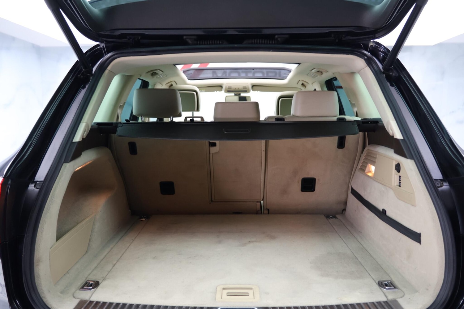 Used Volkswagen Touareg for sale - 77958287: Photo 49