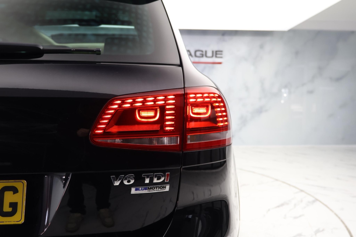 Used Volkswagen Touareg for sale - 77958287: Photo 51