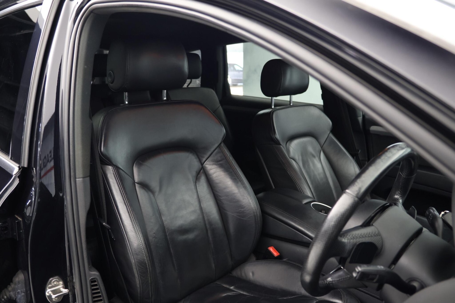 Used Audi Q7 2013 for sale - 78034365: Photo 13