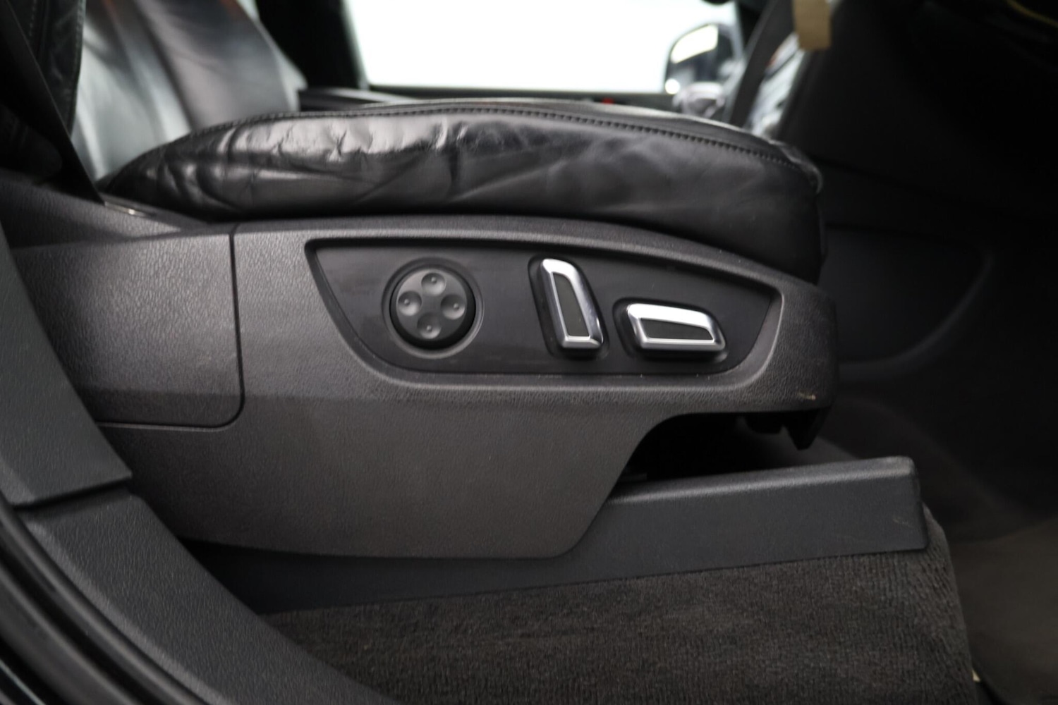 Used Audi Q7 2013 for sale - 78034365: Photo 14