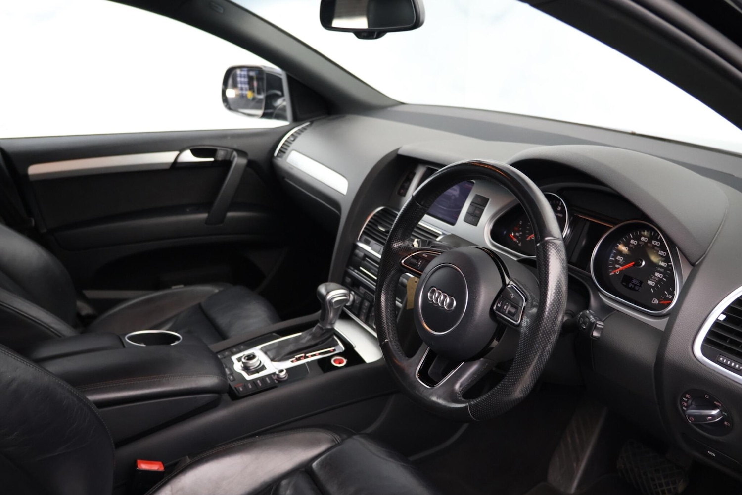 Used Audi Q7 2013 for sale - 78034365: Photo 2