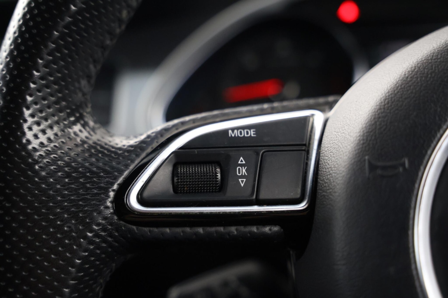 Used Audi Q7 2013 for sale - 78034365: Photo 26