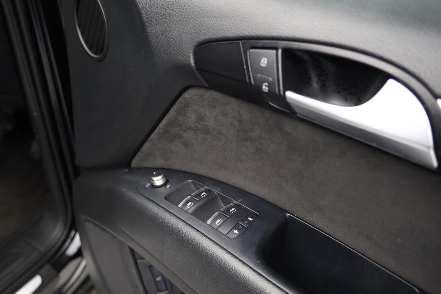 Used Audi Q7 2013 for sale - 78034365: Photo 31