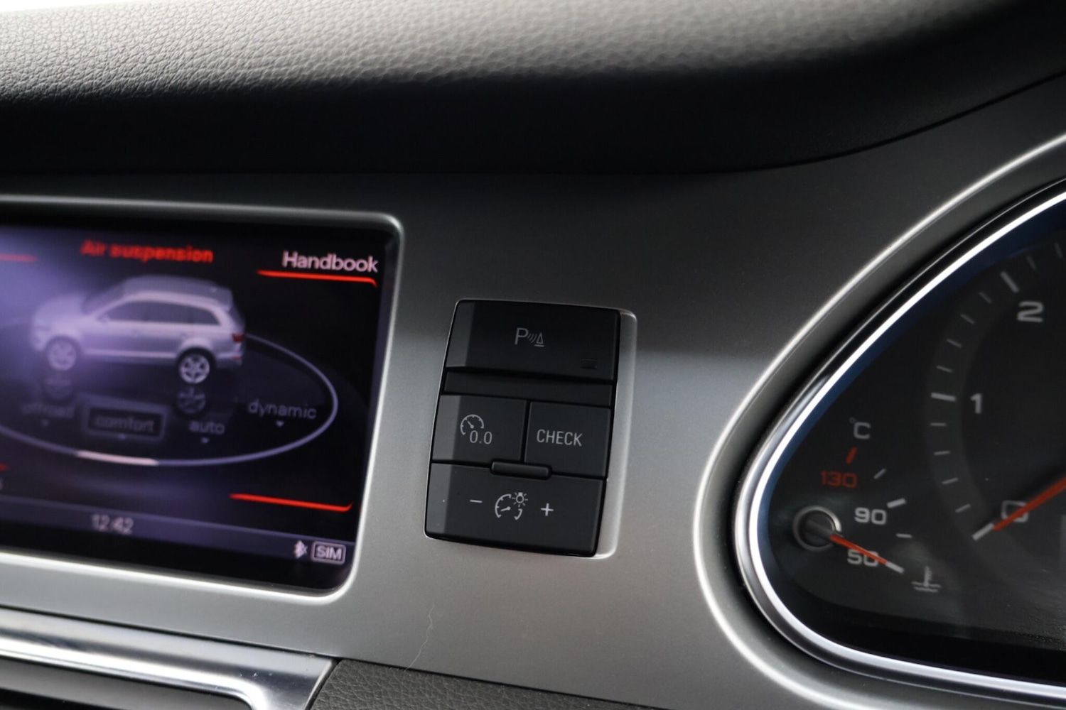 Used Audi Q7 2013 for sale - 78034365: Photo 37