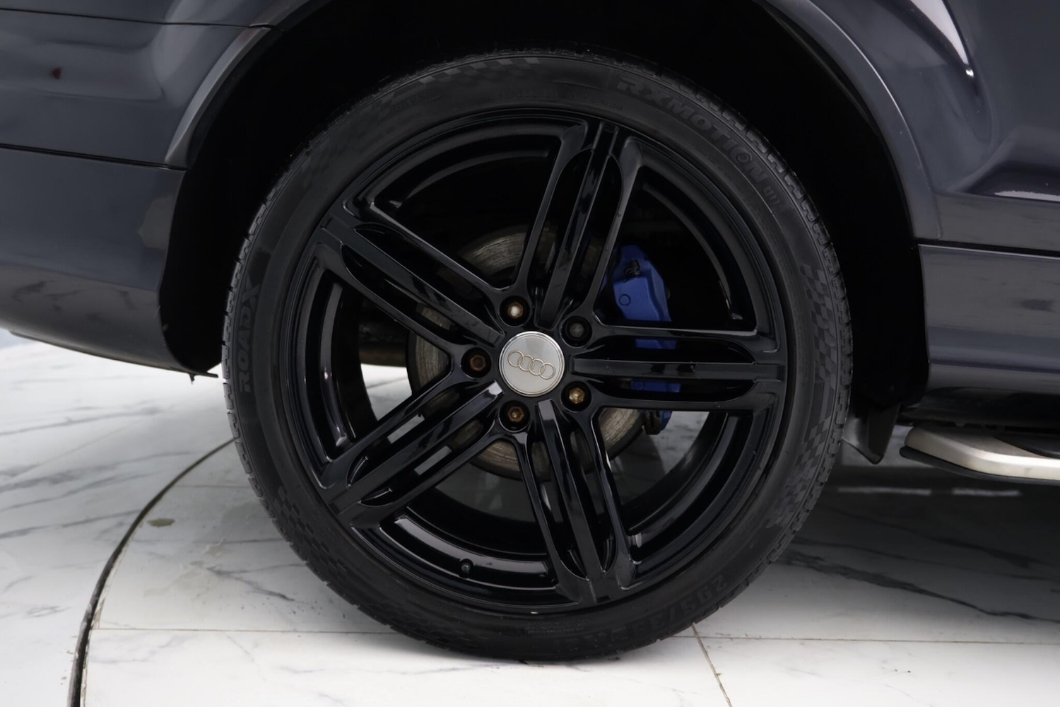 Used Audi Q7 2013 for sale - 78034365: Photo 44