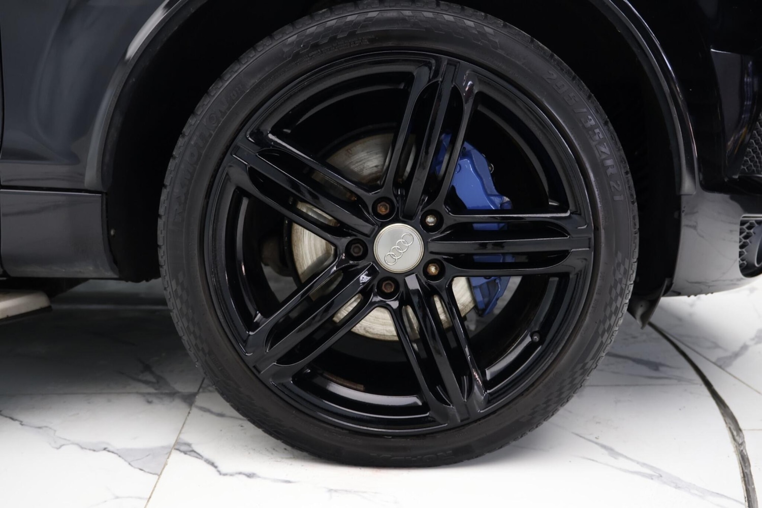 Used Audi Q7 2013 for sale - 78034365: Photo 45