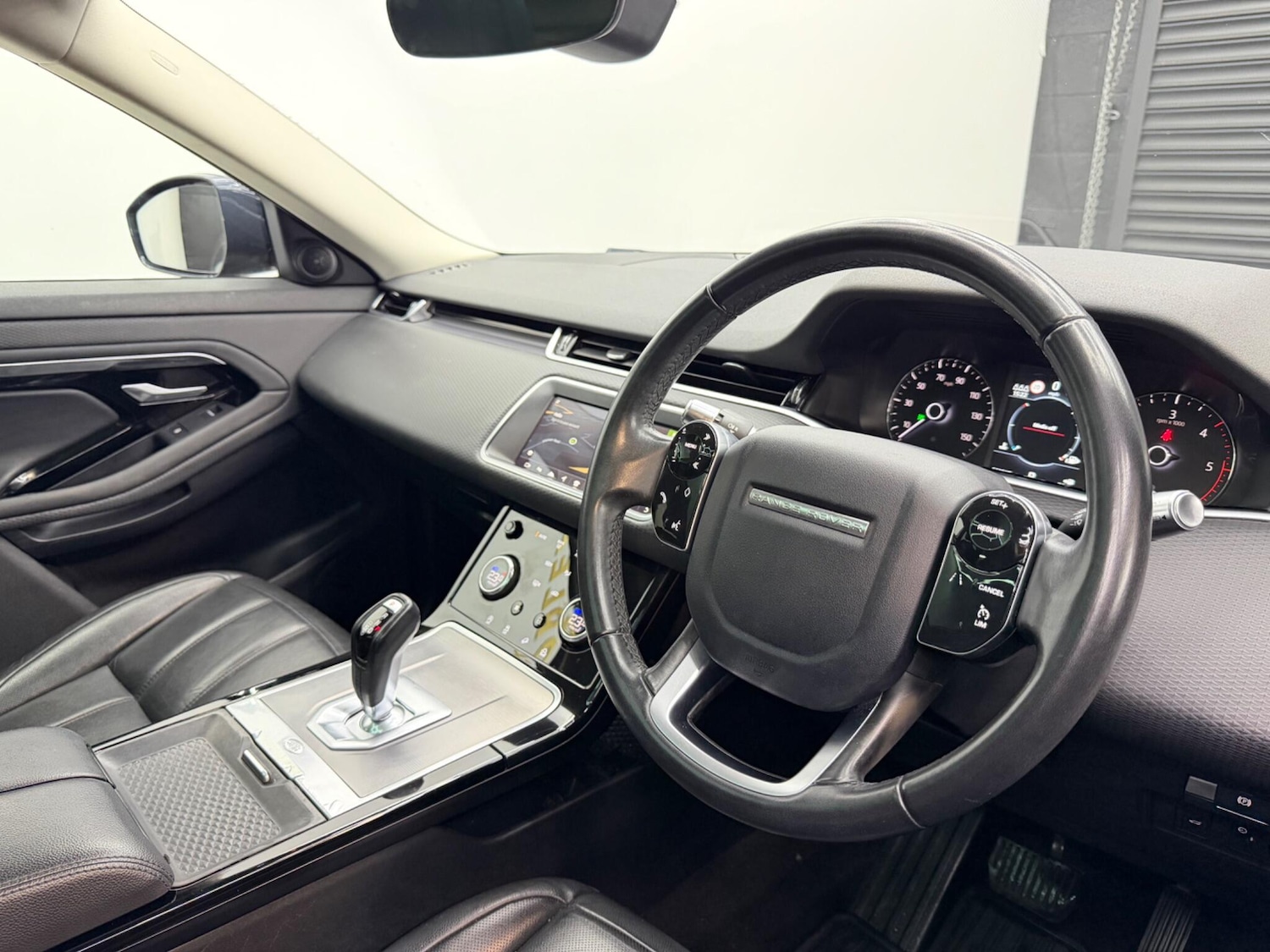 Used Land Rover Range Rover Evoque 2019 for sale - 77598576: Photo 2