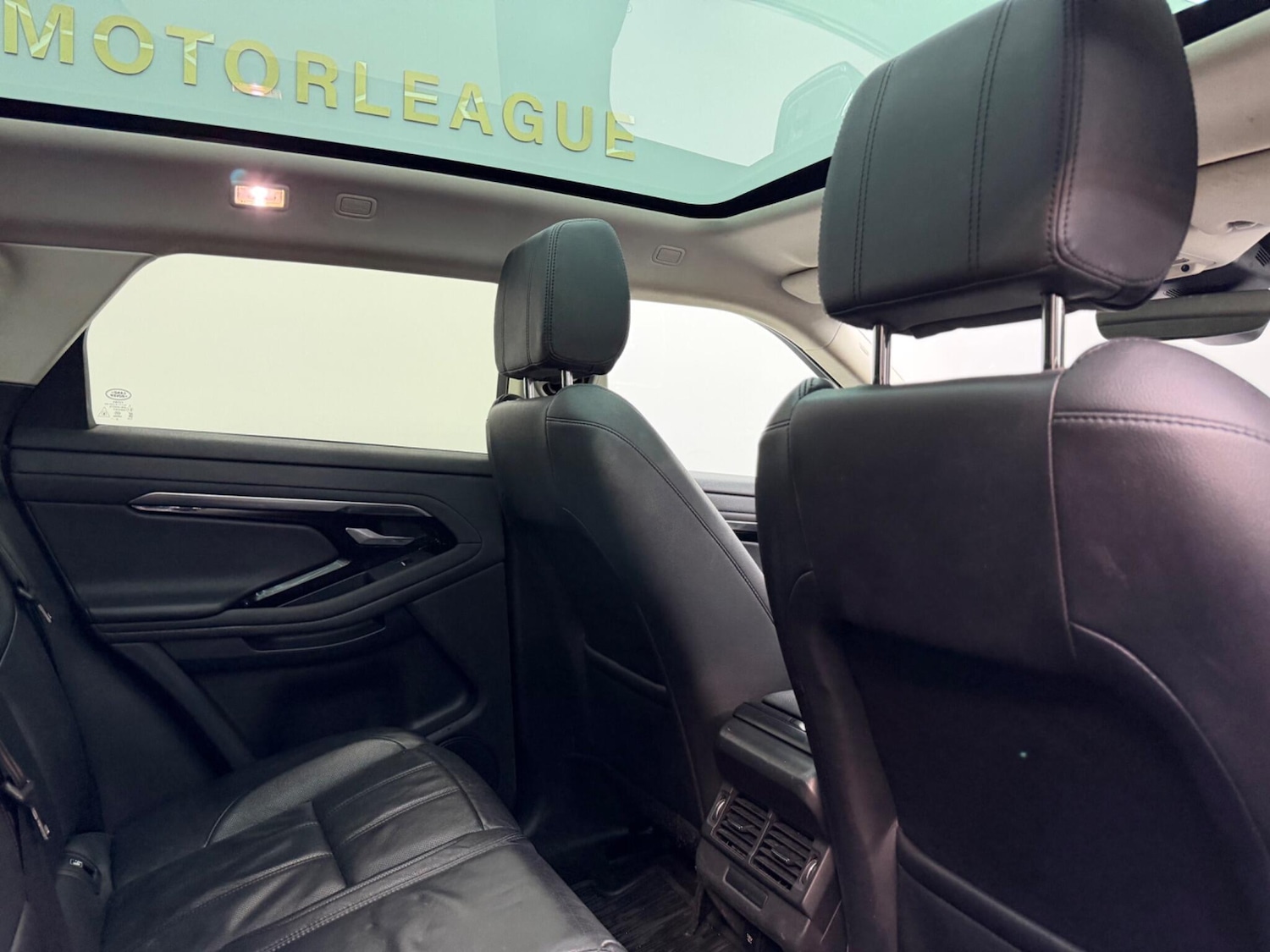 Used Land Rover Range Rover Evoque 2019 for sale - 77598576: Photo 32