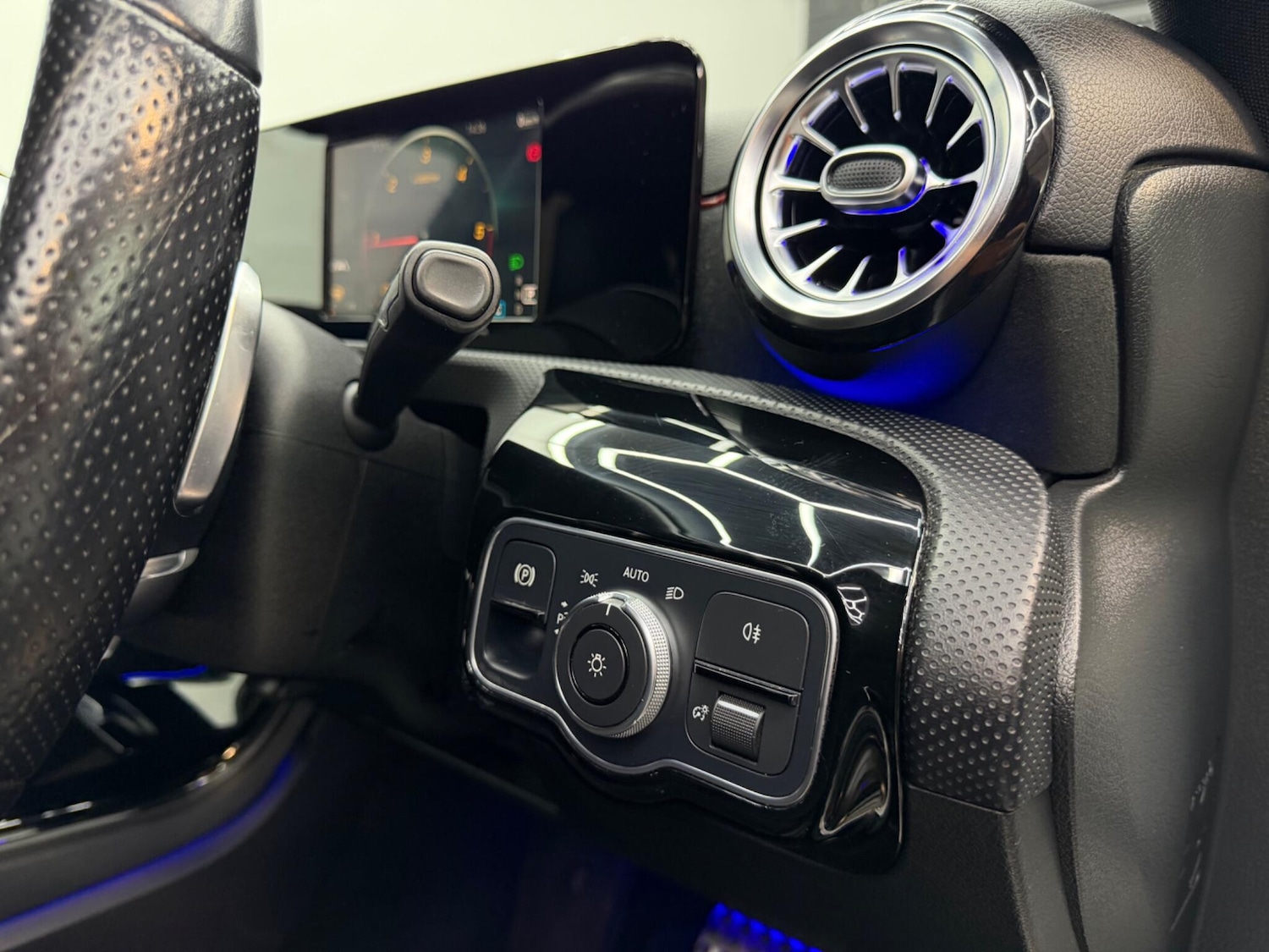 Used Mercedes-Benz A-Class for sale - 77598298: Photo 36