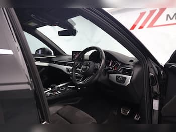 Used Audi A4 2017 for sale - 79565932: Photo