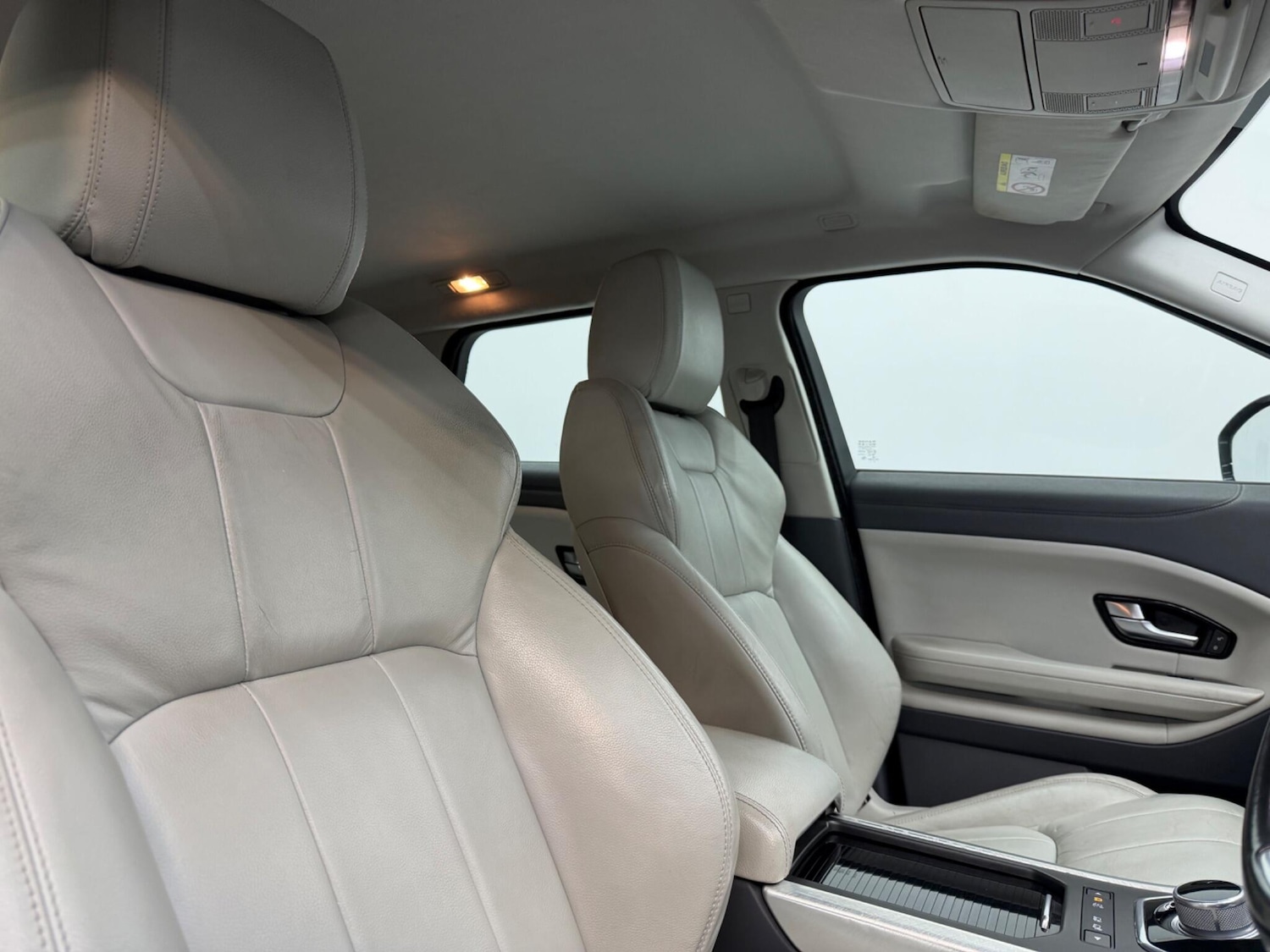 Used Land Rover Range Rover Evoque 2016 for sale - 77598139: Photo 31