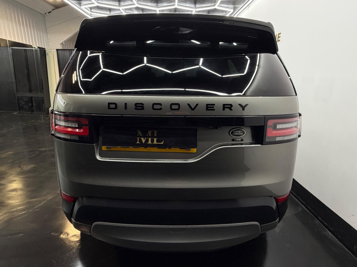Used Land Rover Discovery 2018 for sale - 77598229: Photo 13