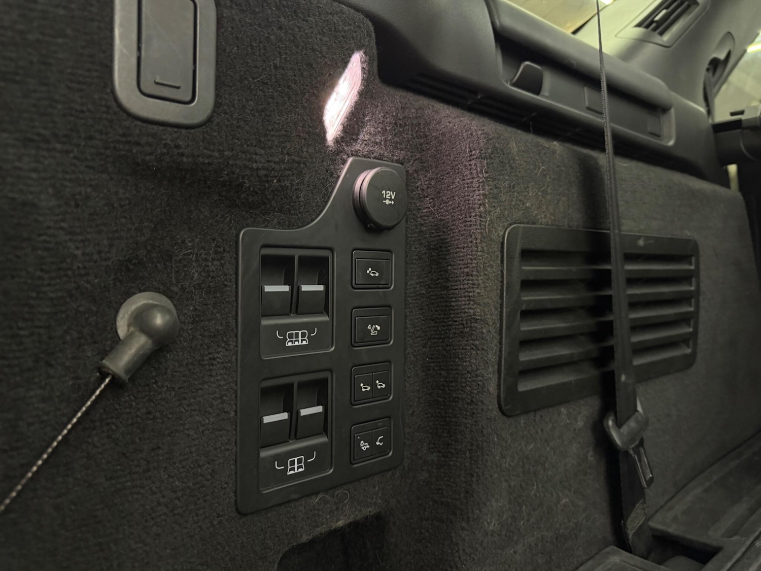 Used Land Rover Discovery 2018 for sale - 77598229: Photo 15