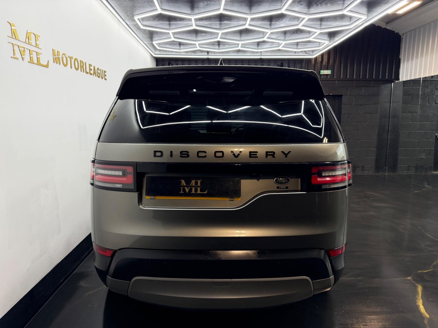 Used Land Rover Discovery 2018 for sale - 77598229: Photo 16