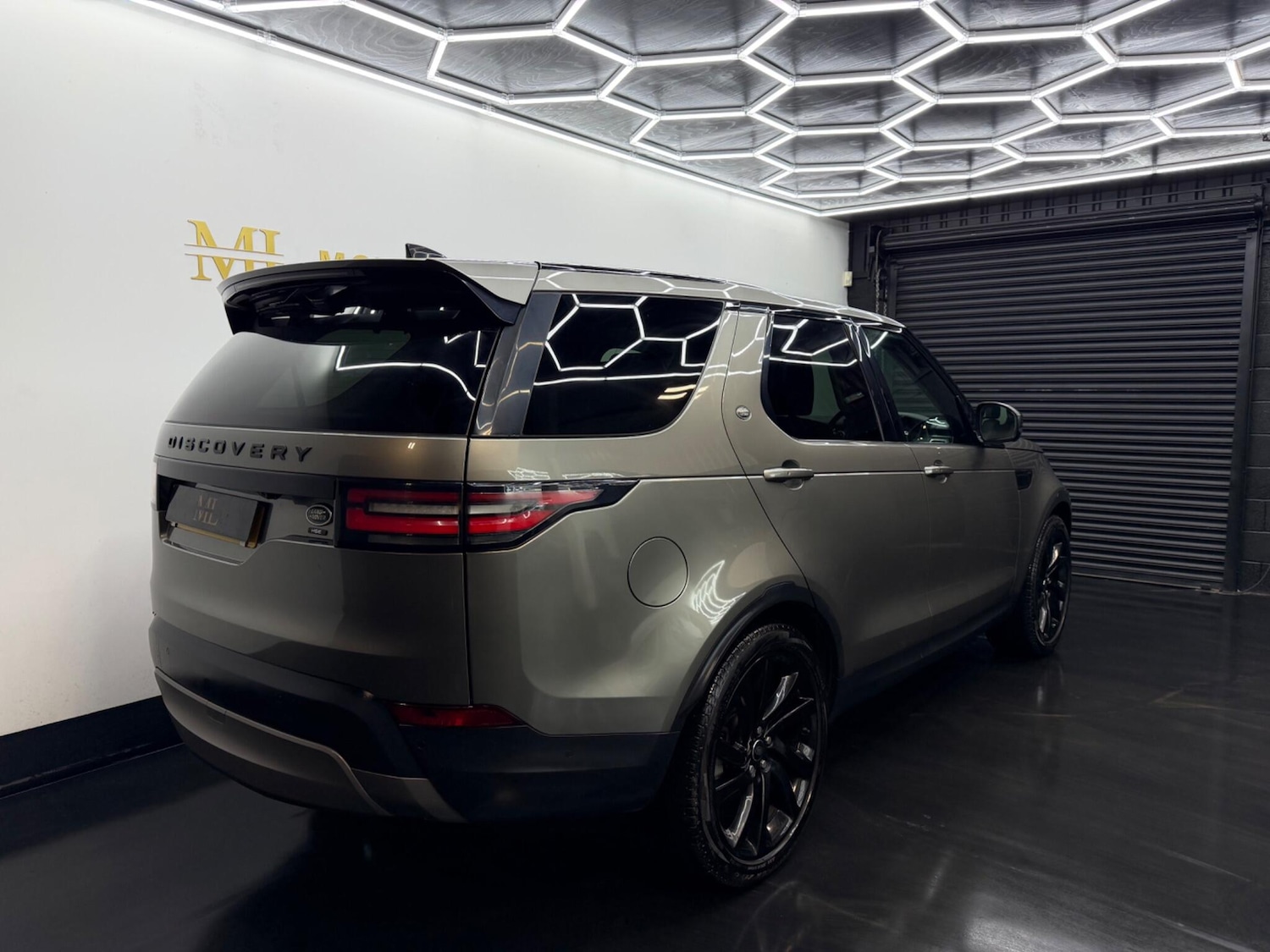 Used Land Rover Discovery 2018 for sale - 77598229: Photo 17