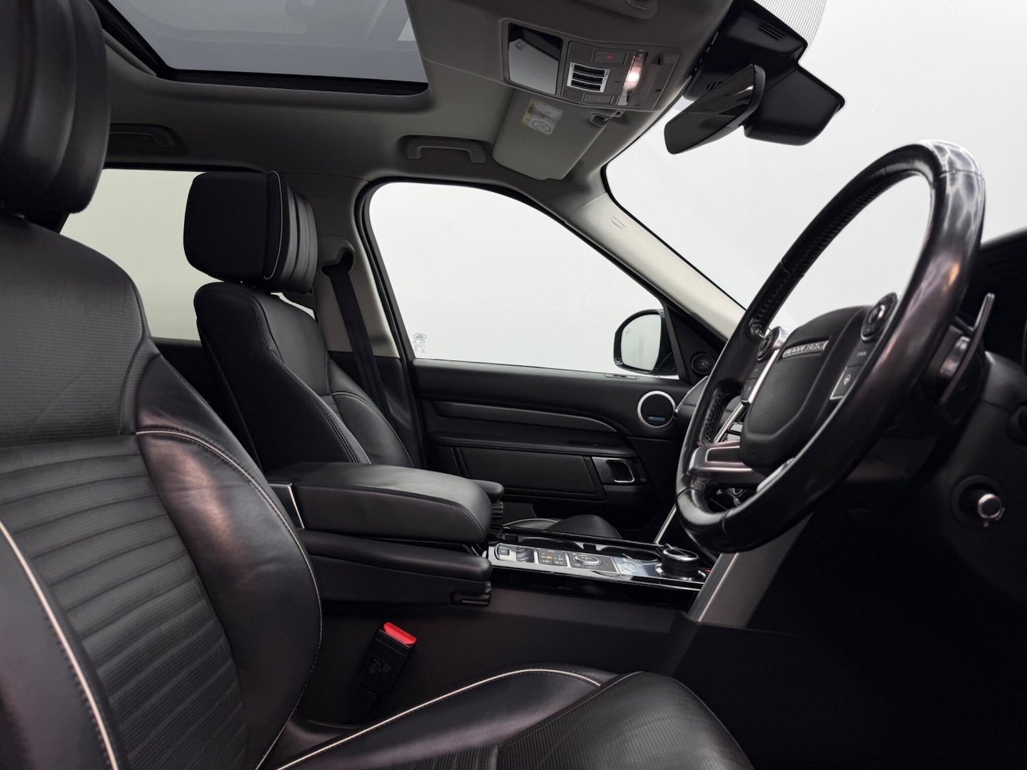 Used Land Rover Discovery 2018 for sale - 77598229: Photo 31