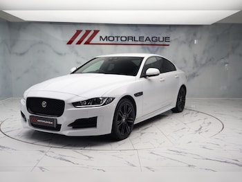 Used Jaguar XE 2018 for sale - 79168689: Photo