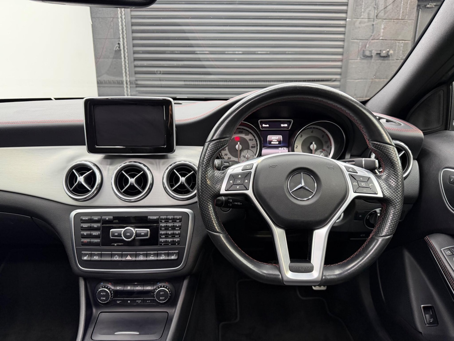 Used Mercedes-Benz GLA for sale - 77598067: Photo 36